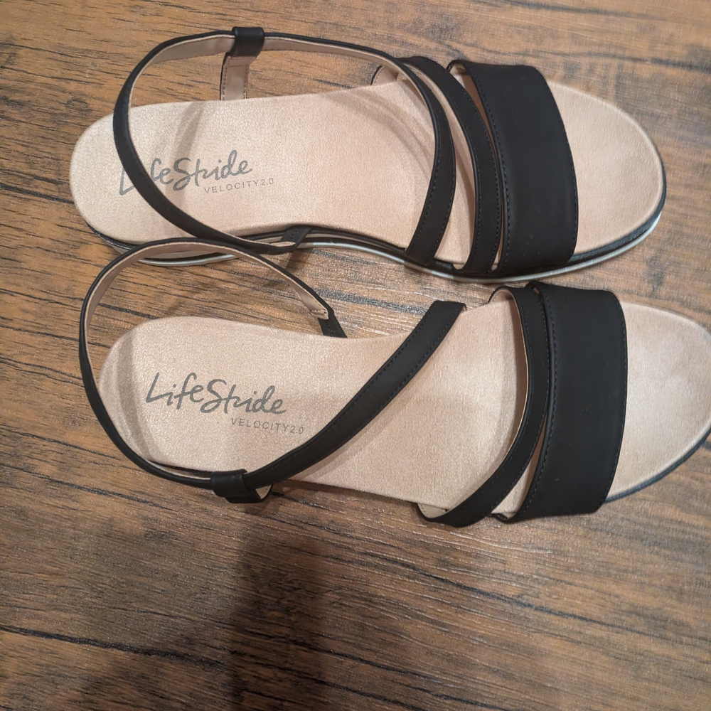 Life Stride Women's Sandals - Black and Cream